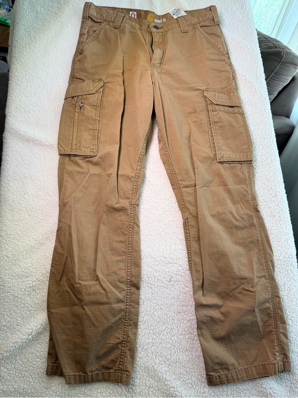 Carhartt Men's Cargo Pants in Brown/Tan - Picture 2 of 8